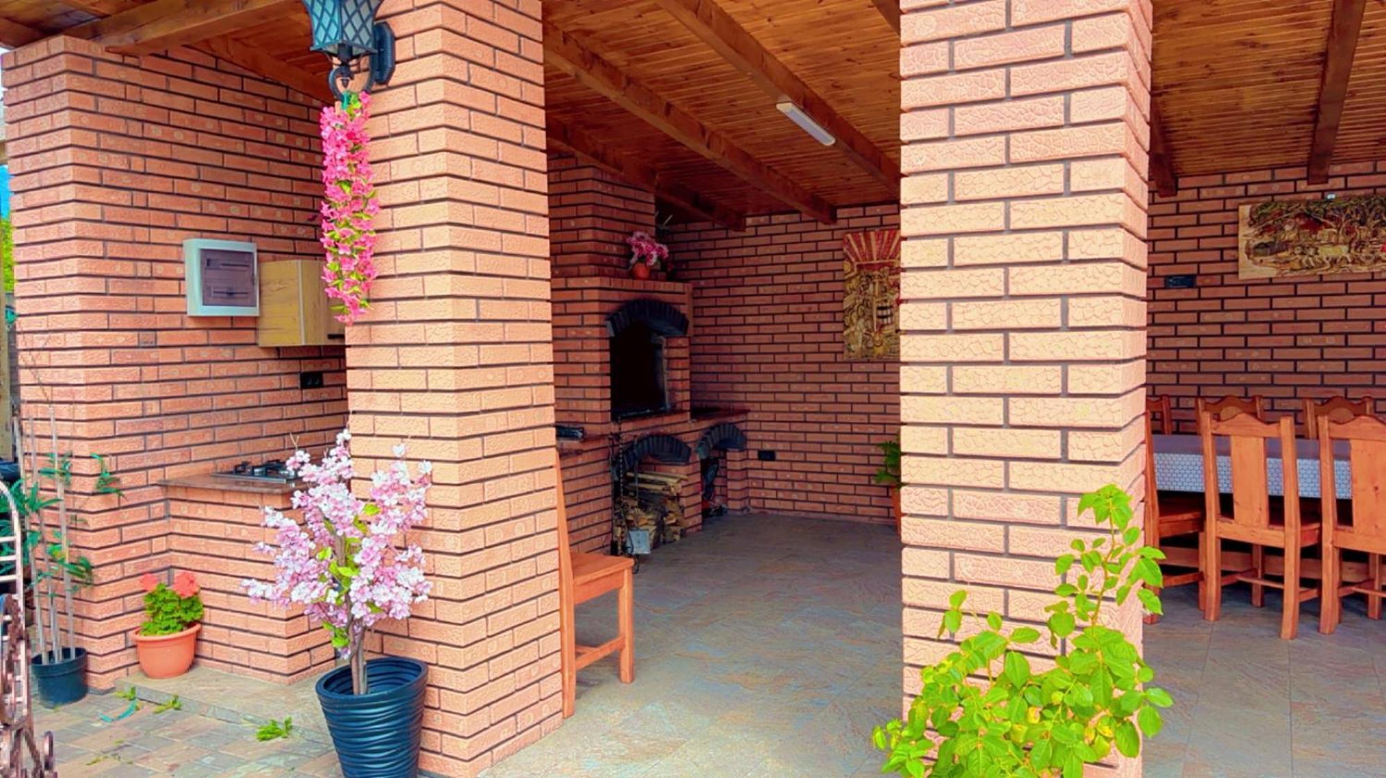 CălimăneştiCasa Erk住宿加早餐旅馆 外观 照片